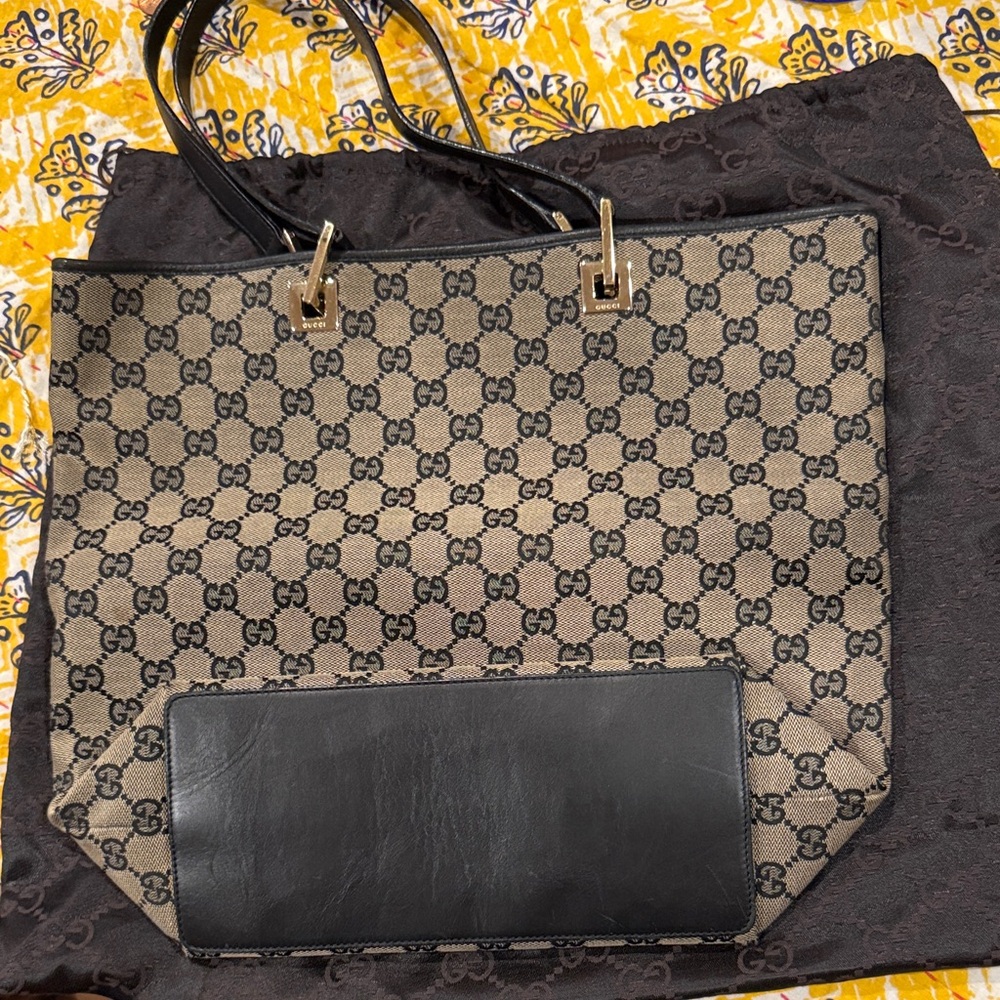 Gucci Brown Beige GG Monogram Tote with Black leather Straps